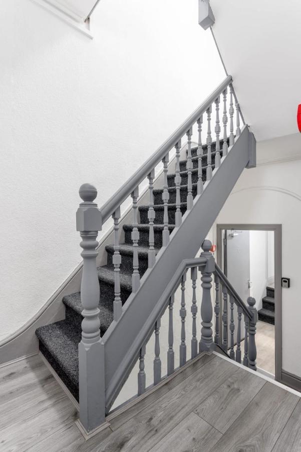 Newly Renovated Apartments In Liverpool - Extended Stay 외부 사진