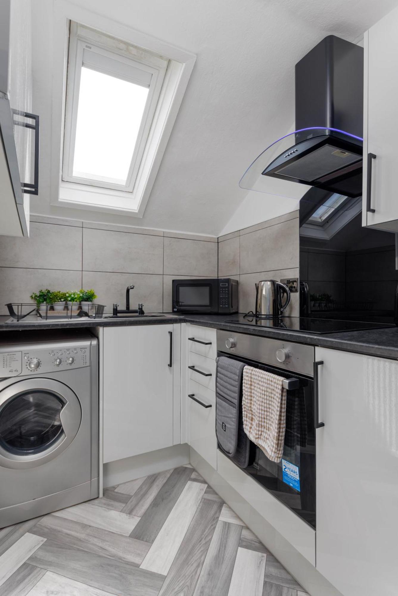 Newly Renovated Apartments In Liverpool - Extended Stay 외부 사진